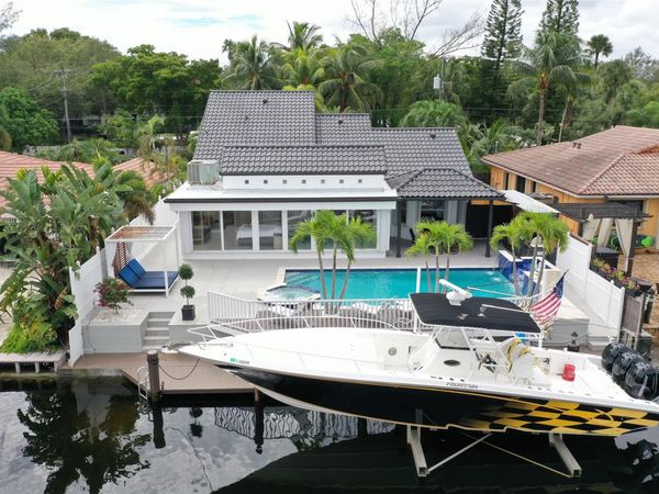 2363 SE 15th Street, Pompano Beach, FL 33062