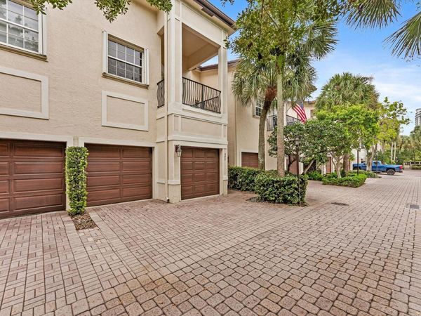 352 NE 7th Avenue, Fort Lauderdale, FL 33301