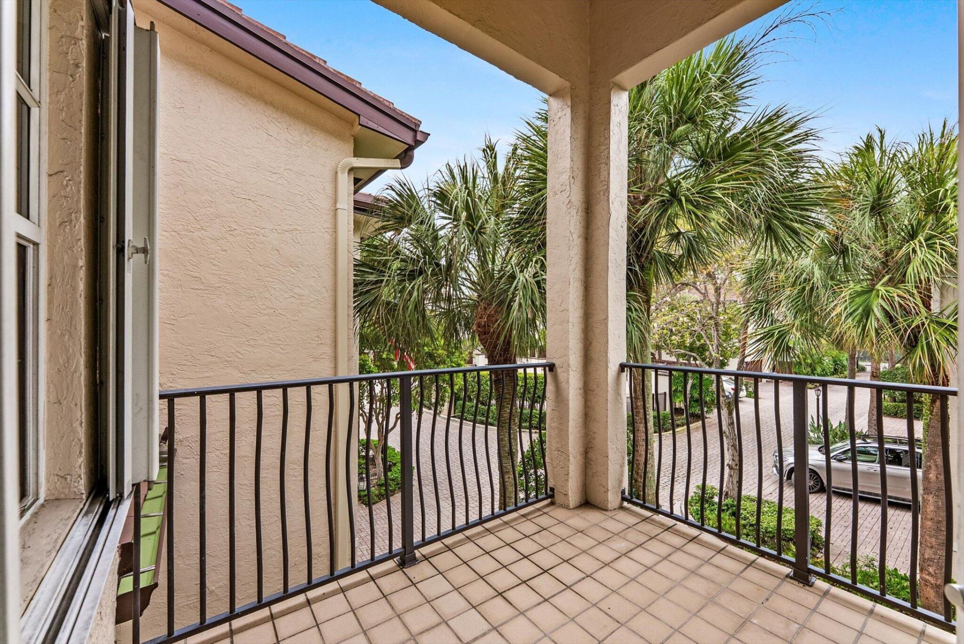 352 NE 7th Avenue, Fort Lauderdale, FL 33301 Photo