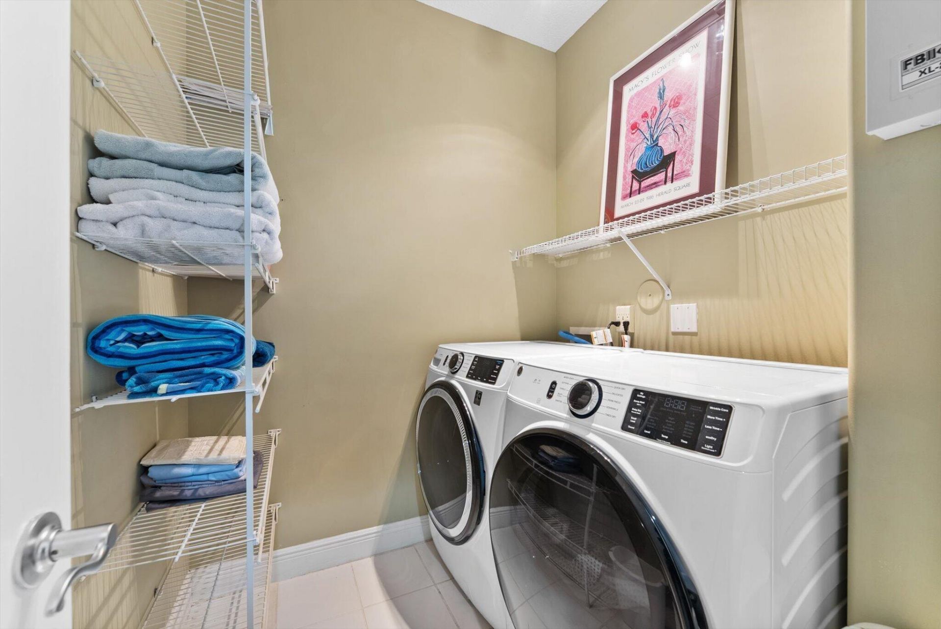 352 NE 7th Avenue, Fort Lauderdale, FL 33301 Photo