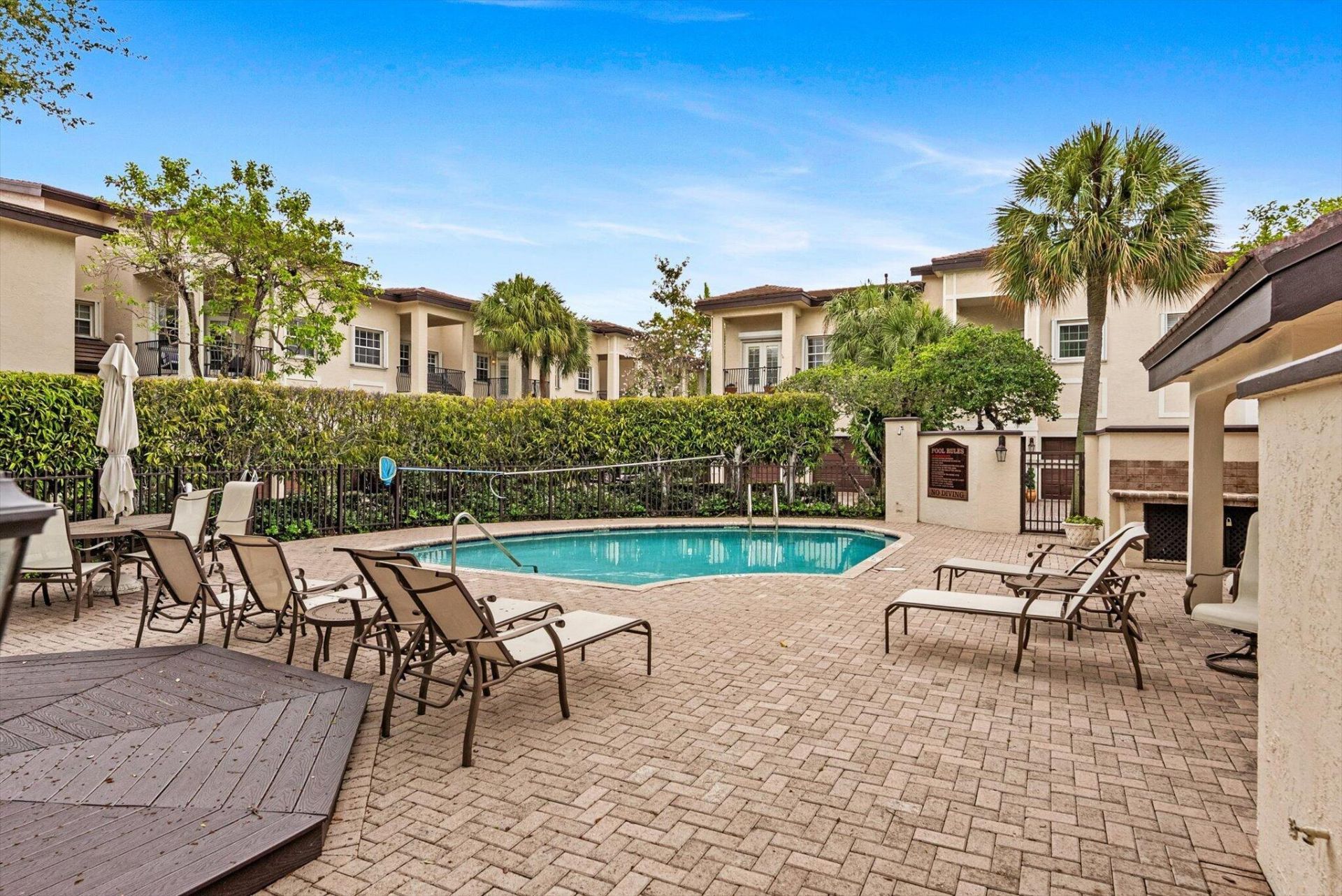 352 NE 7th Avenue, Fort Lauderdale, FL 33301 Photo