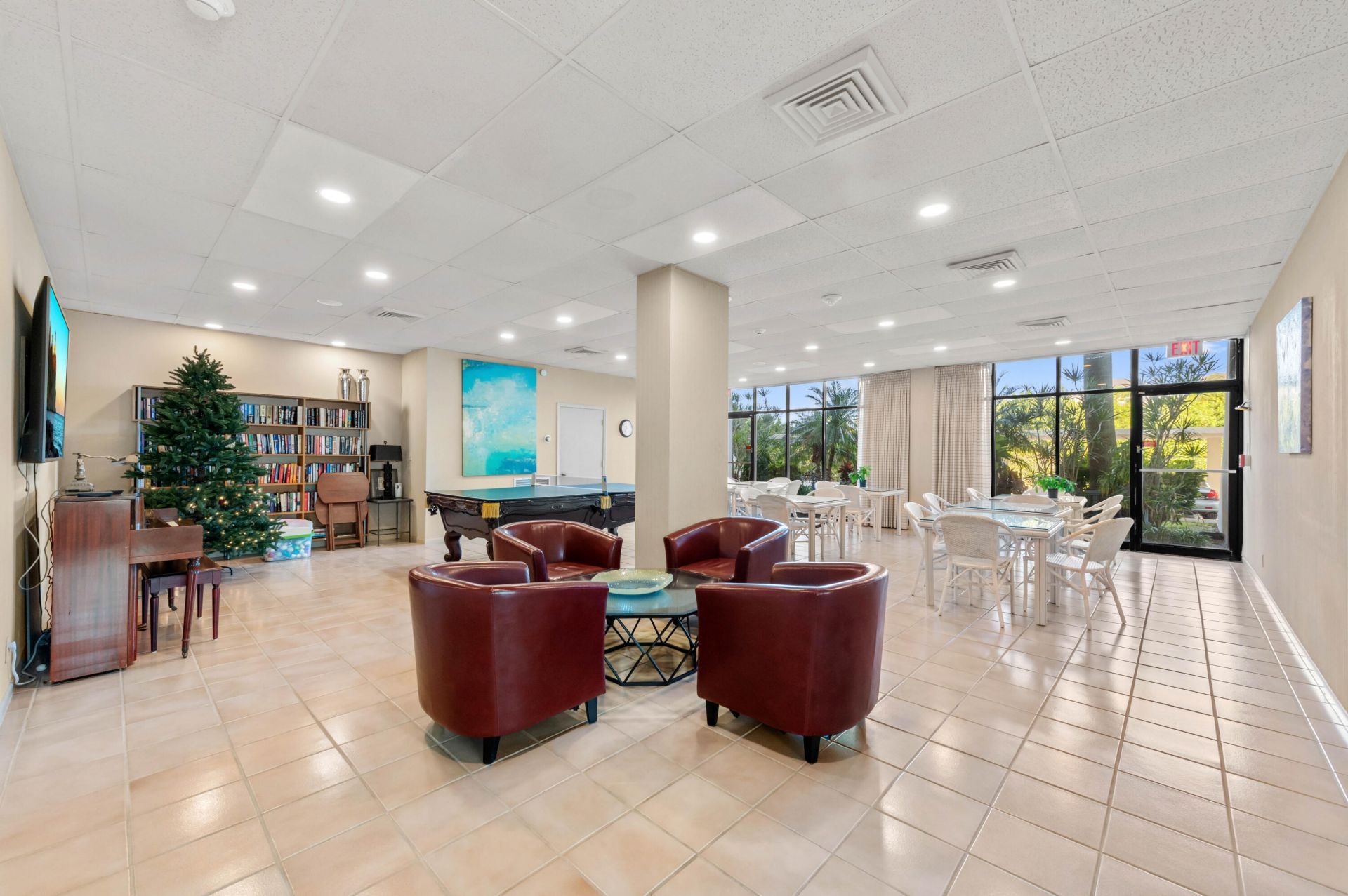 2400 Presidential Way, Unit 1706, West Palm Beach, FL 33401 Photo