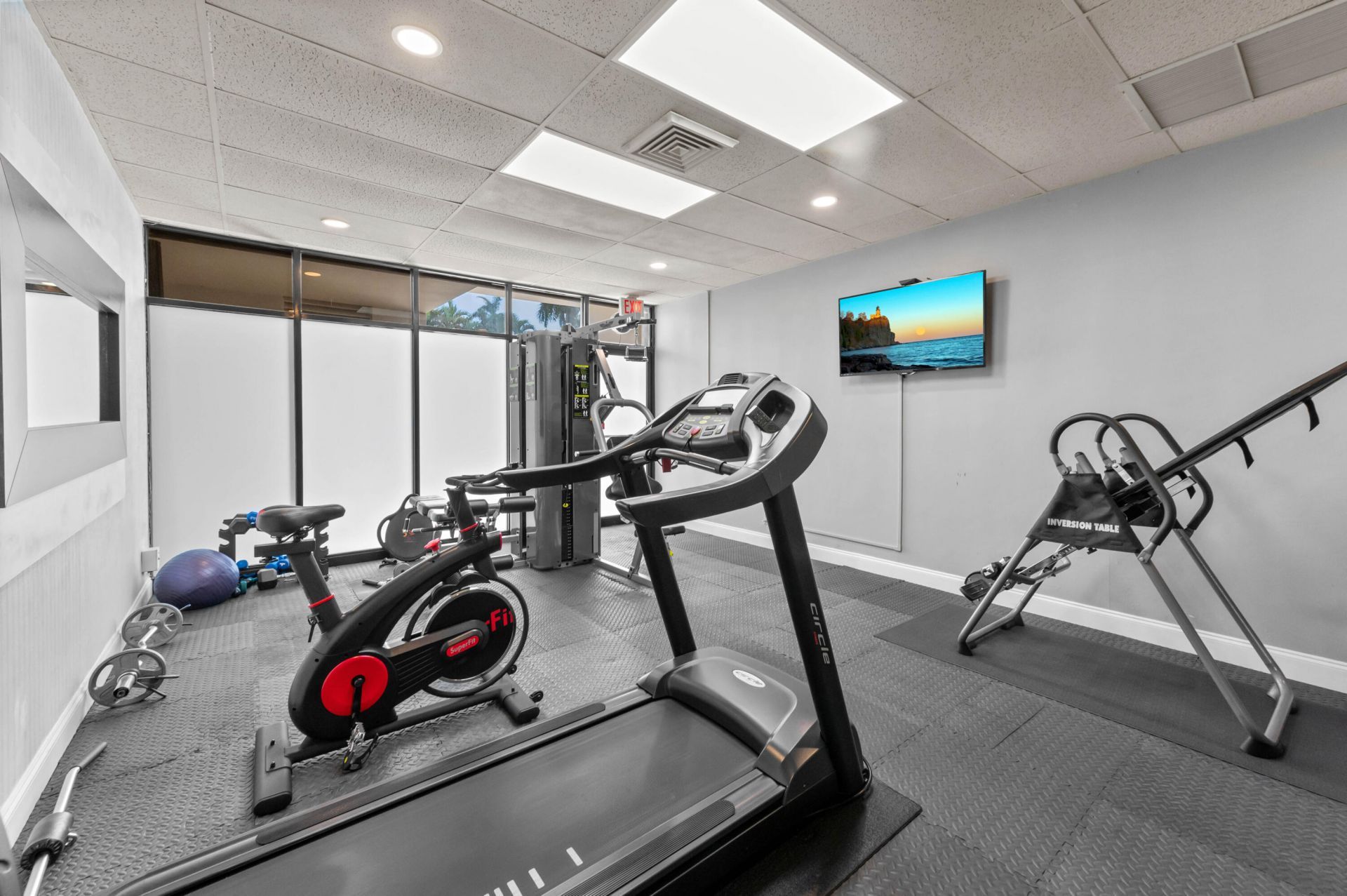 2400 Presidential Way, Unit 1706, West Palm Beach, FL 33401 Photo