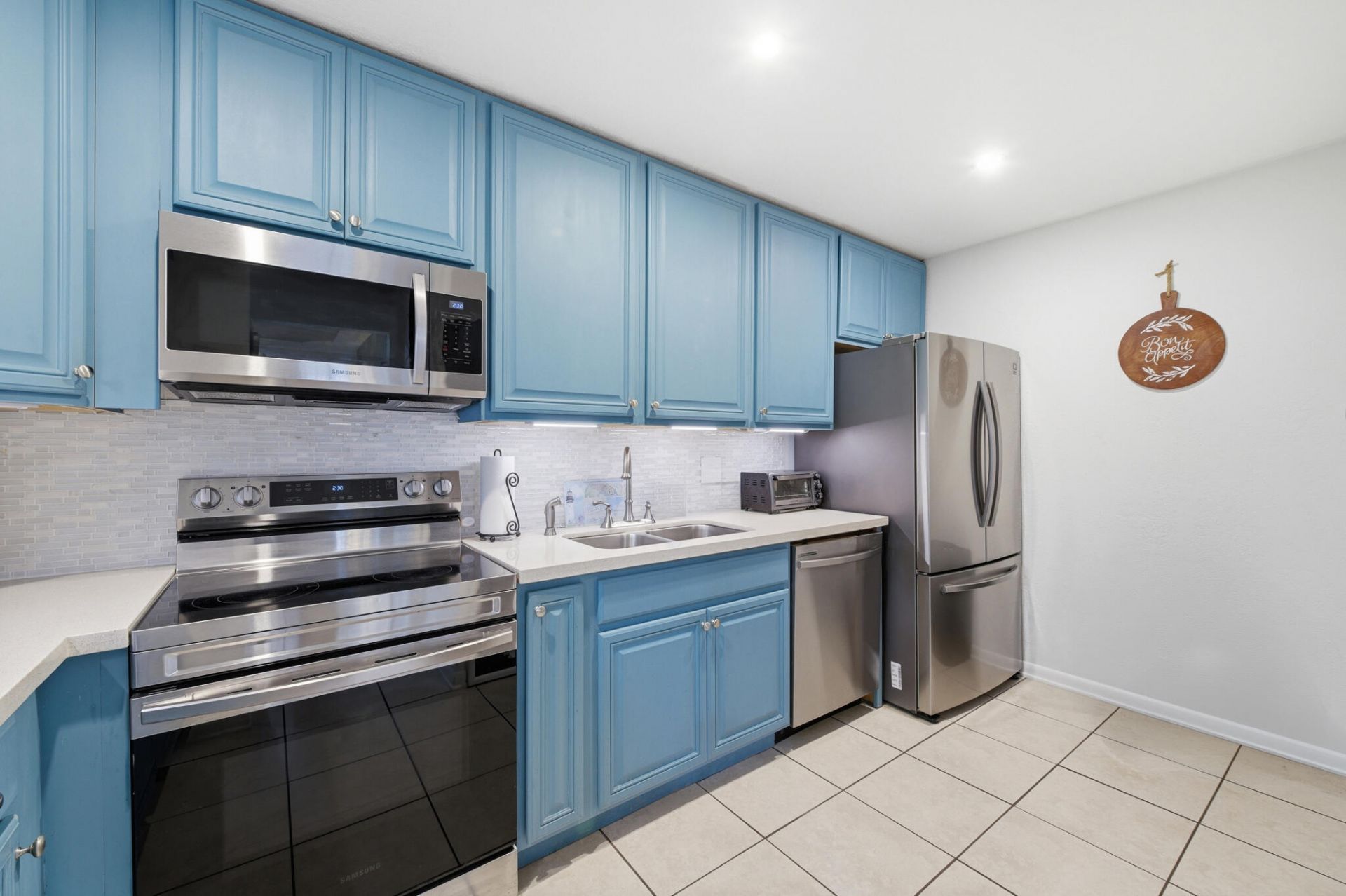 4702 Holly Lake Drive, Greenacres, FL 33463 Photo