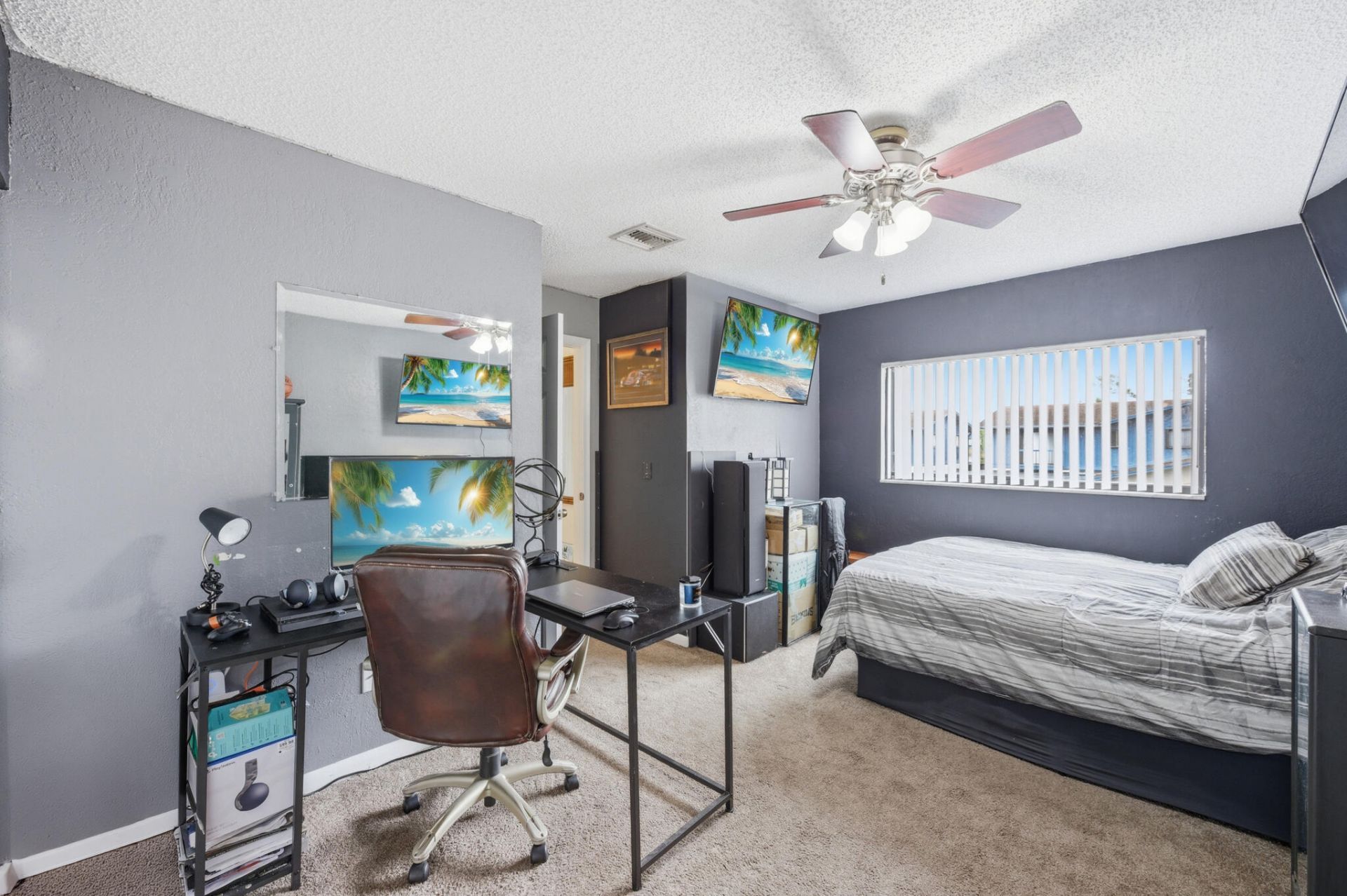 4702 Holly Lake Drive, Greenacres, FL 33463 Photo