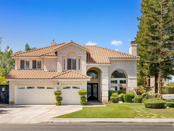 1001 Sungro Way, Bakersfield, CA 93311