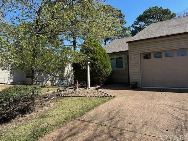 601 Woodlawn Dr #8, Fairfield Bay, AR 72088