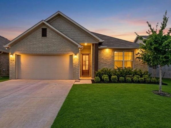 2616 Donella Drive, Denton, TX 76207