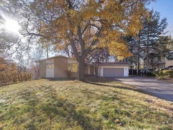 1803 10th Street NW, New Brighton, MN 55112