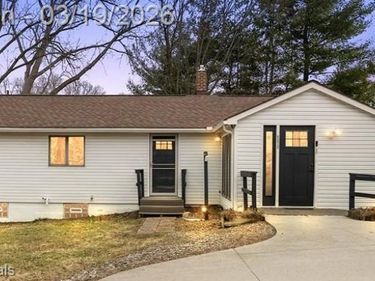 3205 Shimmons Road, Auburn Hills, MI 48326