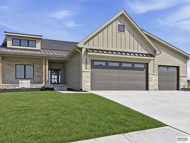 6403 S 214 Street, Elkhorn, NE 68022