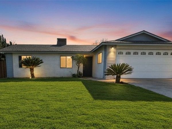 7601 Letty, Lamont, CA 93241