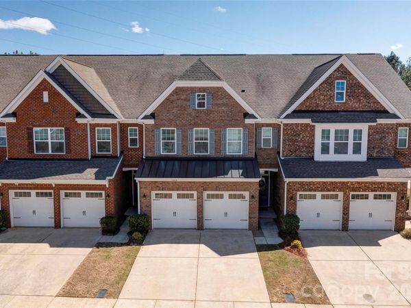 104 Burlingame Court, Unit B, Mooresville, NC 28117