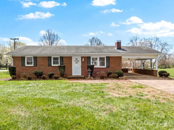 610 Nc 67 Highway, Boonville, NC 27011