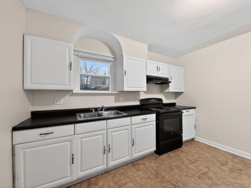 1166 Groesbeck Road, Cincinnati, OH 45224 Photo 15