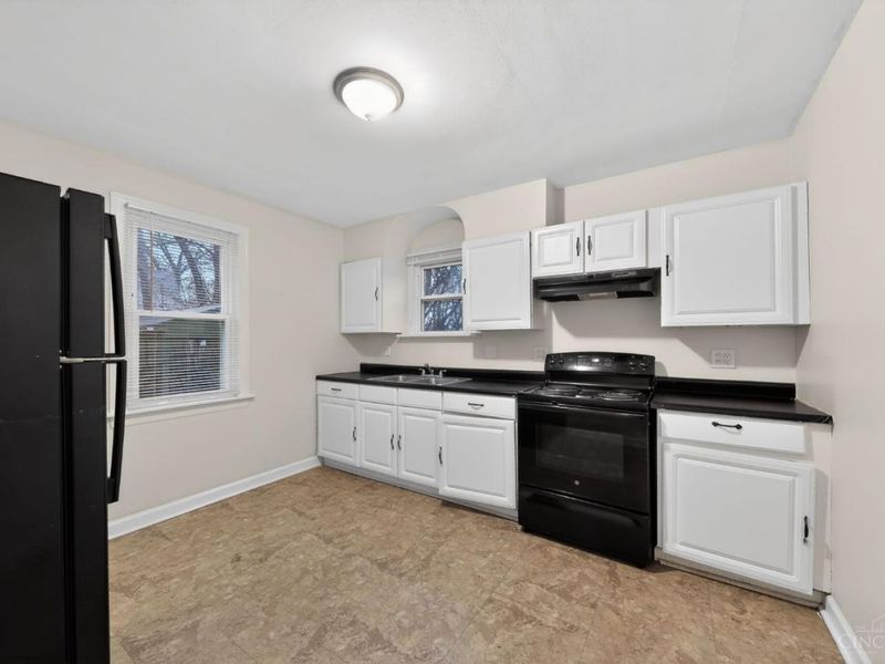 1166 Groesbeck Road, Cincinnati, OH 45224 Photo 16