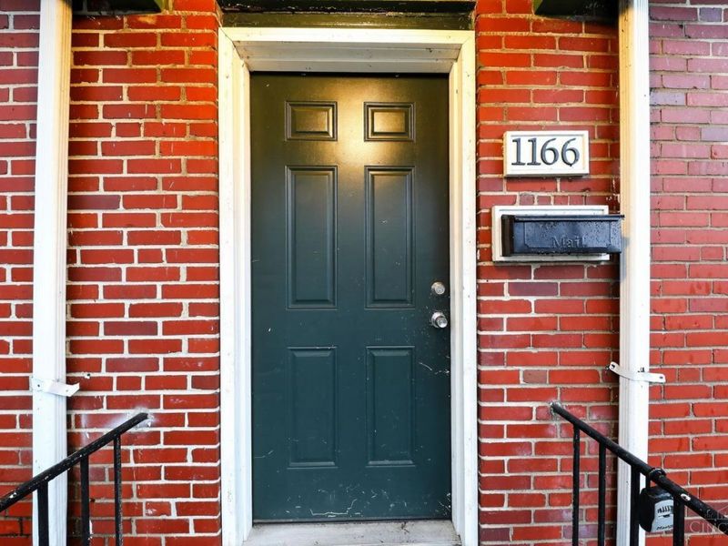 1166 Groesbeck Road, Cincinnati, OH 45224 Photo 2
