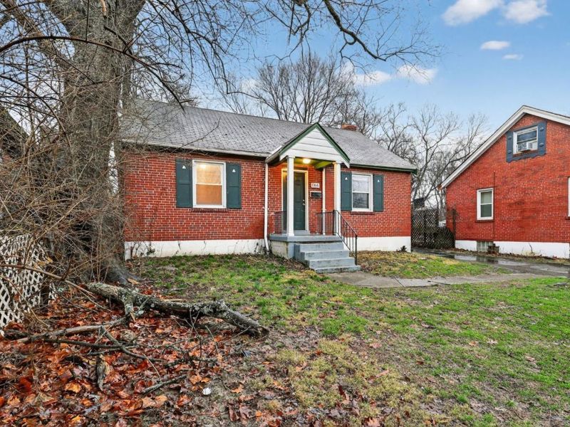 1166 Groesbeck Road, Cincinnati, OH 45224 Photo 4