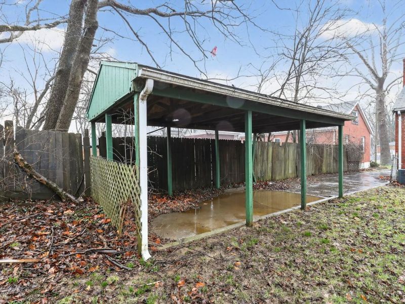 1166 Groesbeck Road, Cincinnati, OH 45224 Photo 8