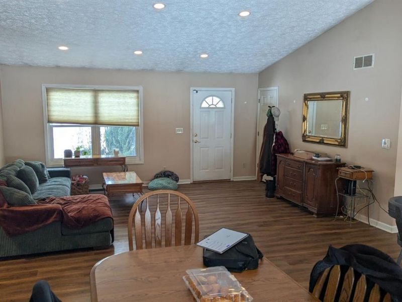 10891 Pleasant Renner Road, Harlan Twp, OH 45122 Photo 3