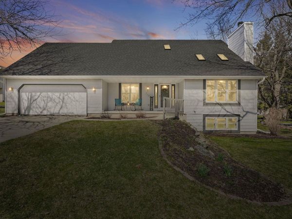 718 Mellum Drive, Stoughton, WI 53589