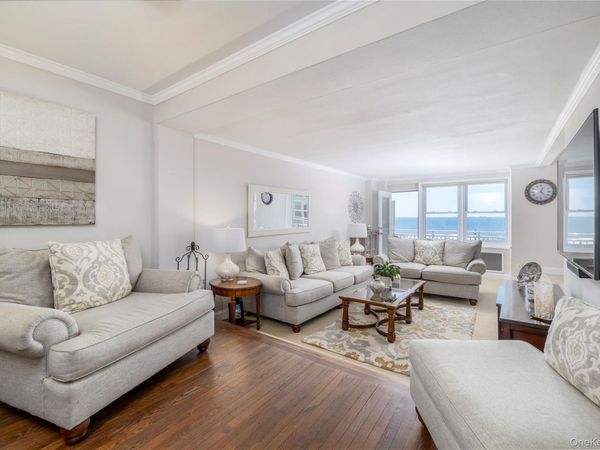 522 Shore Road , Unit 4W, Long Beach, NY 11561