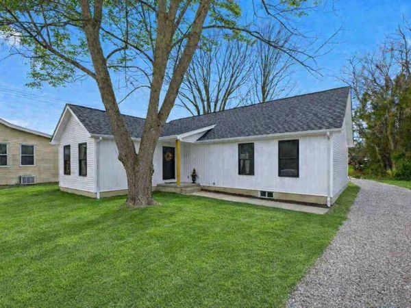 285 E Granville Street, Sunbury, OH 43074