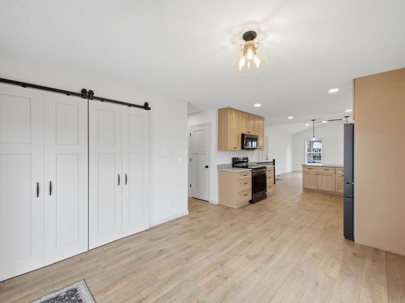 285 E Granville Street, Sunbury, OH 43074 Photo 12