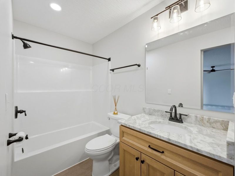 285 E Granville Street, Sunbury, OH 43074 Photo 22