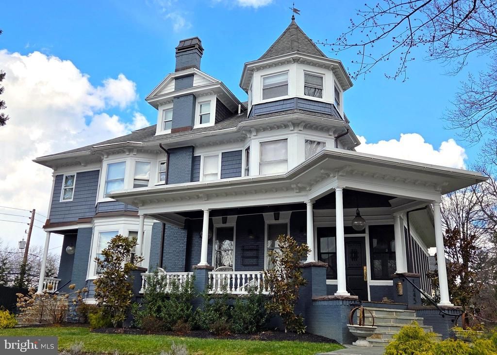 1245 DELAWARE AVENUE, WYOMISSING, PA 19610