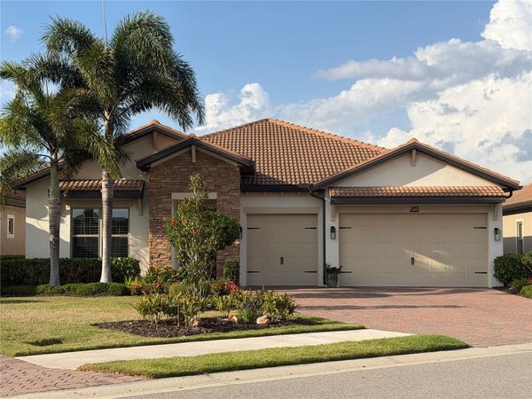 283 TOSCAVILLA BOULEVARD , NORTH VENICE, FL 34275