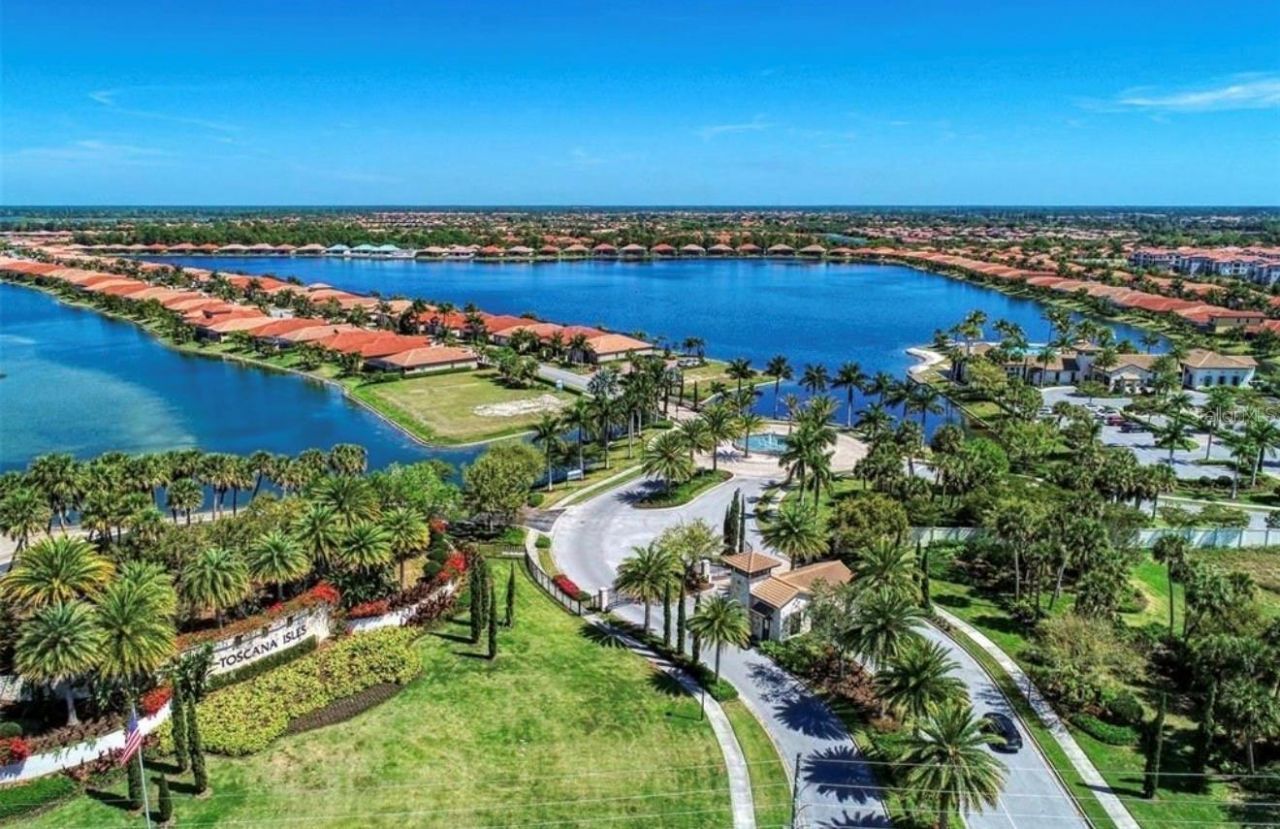 283 Toscavilla Boulevard , North Venice, FL 34275 Photo