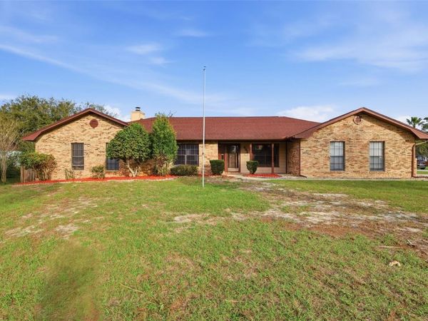 432 N PINE MEADOW DRIVE , DEBARY, FL 32713