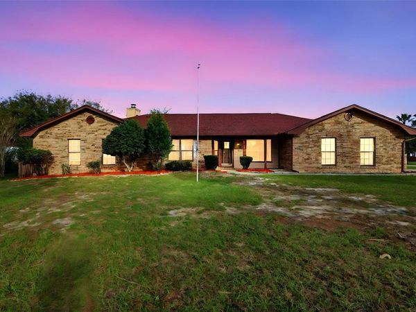 432 N PINE MEADOW DRIVE , DEBARY, FL 32713