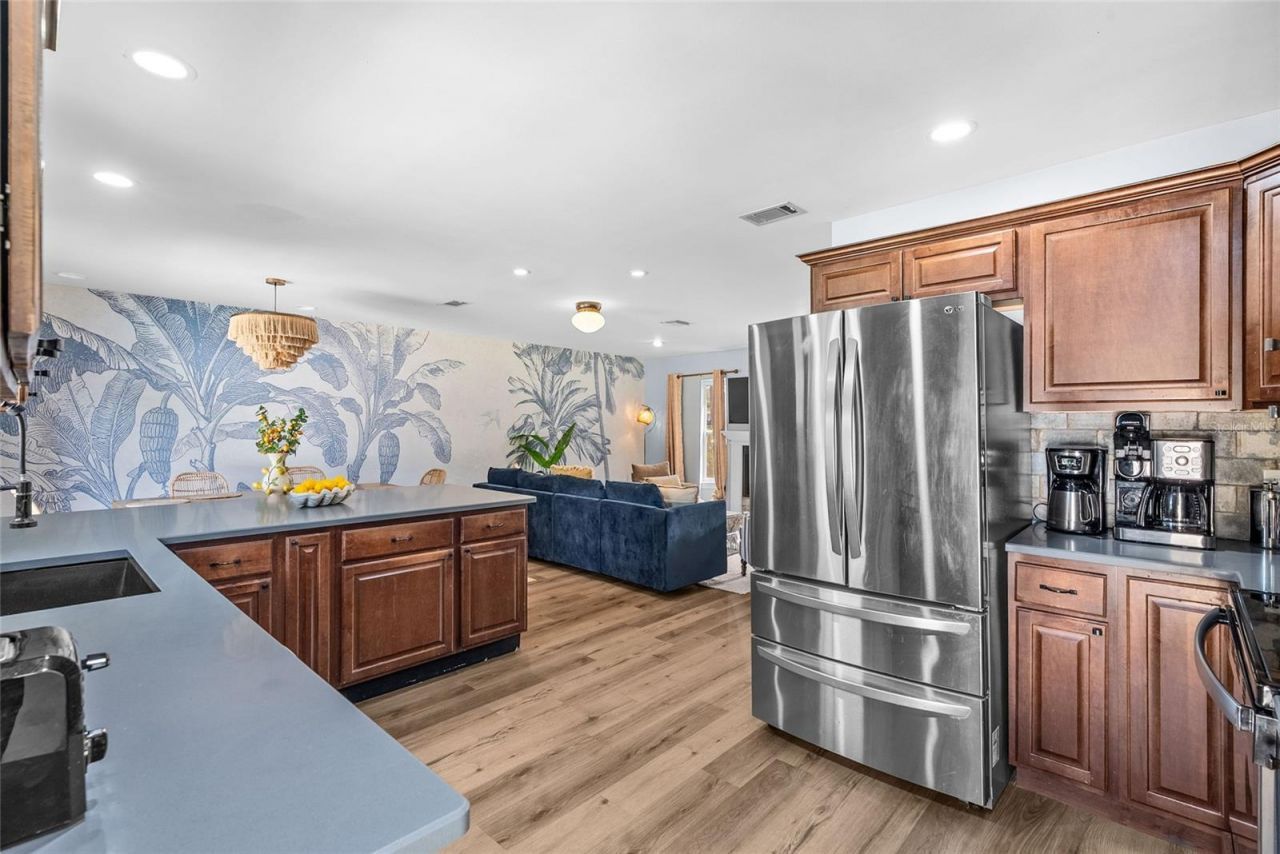 8580 139th Lane, Seminole, FL 33776 Photo