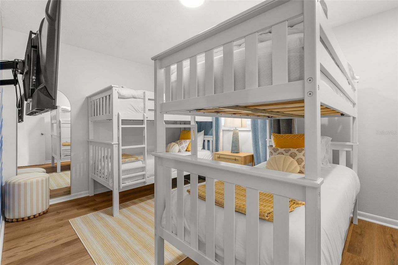 8580 139th Lane, Seminole, FL 33776 Photo