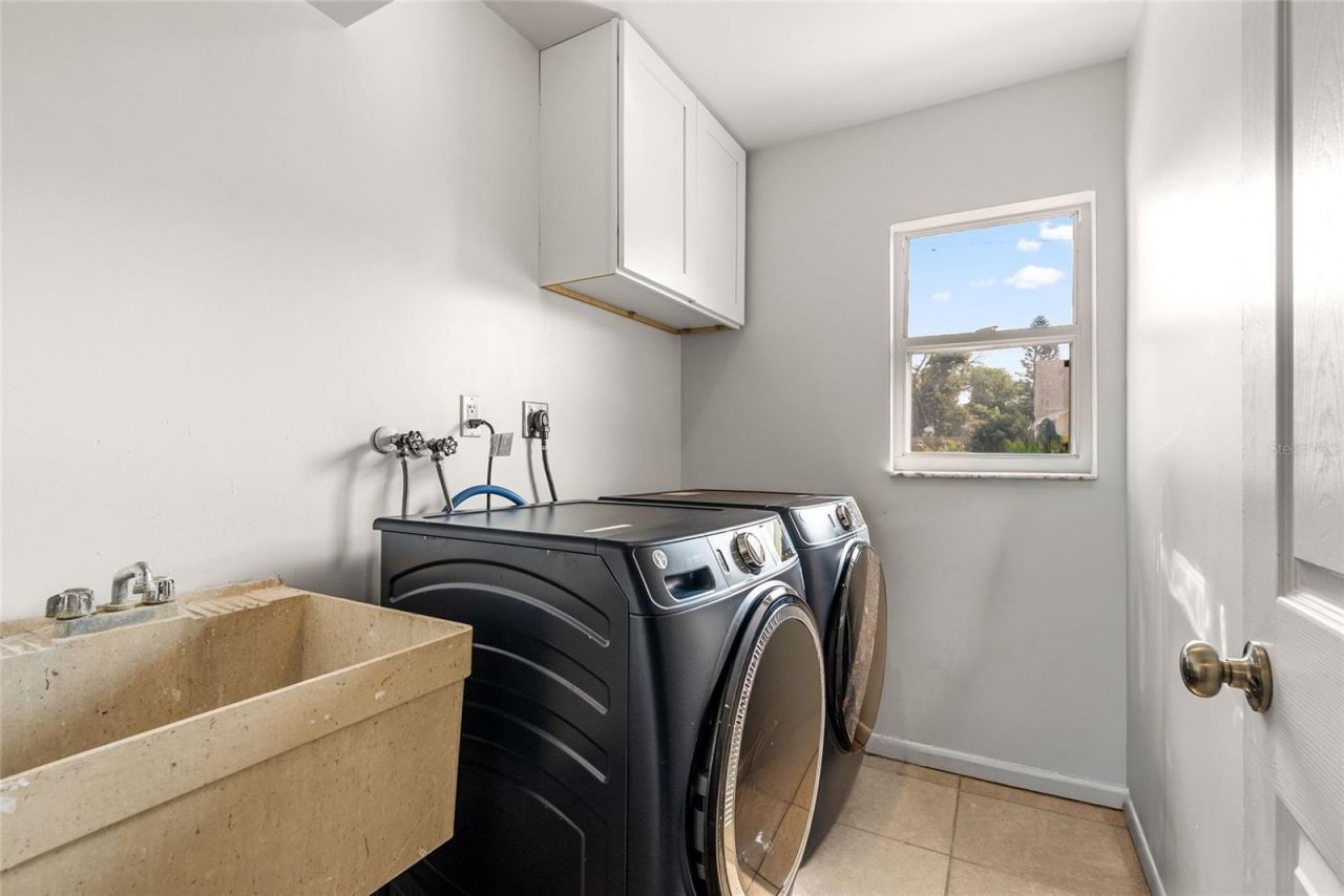 8580 139th Lane, Seminole, FL 33776 Photo