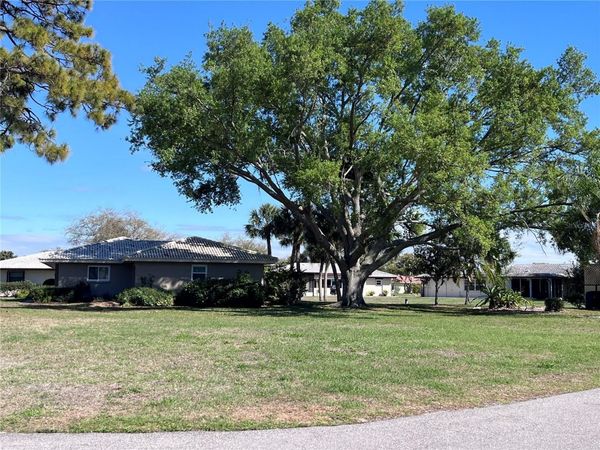 618 RUBENS DRIVE , Unit 618, NOKOMIS, FL 34275