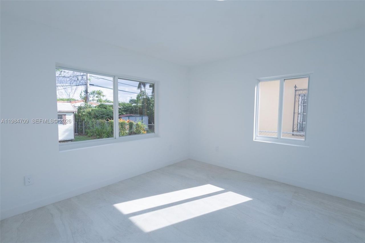 2675 SW 24th Ter , Miami, FL 33145 Photo