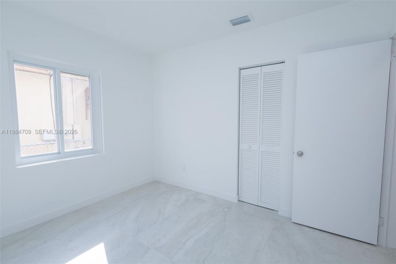 2675 SW 24th Ter , Miami, FL 33145 Photo