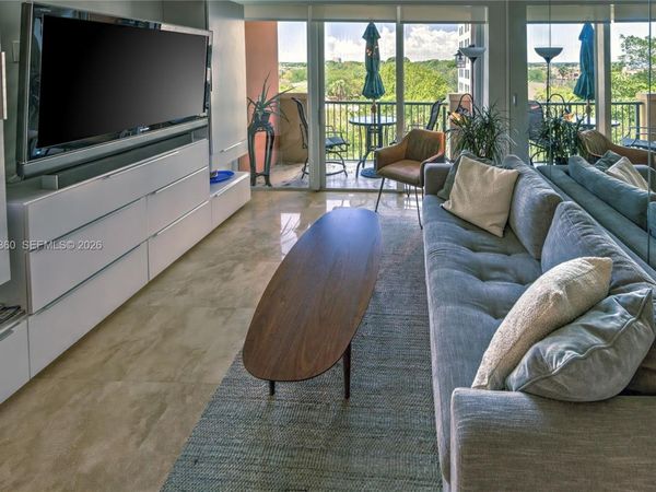 2951 S Bayshore Dr , Unit 712, Miami, FL 33133