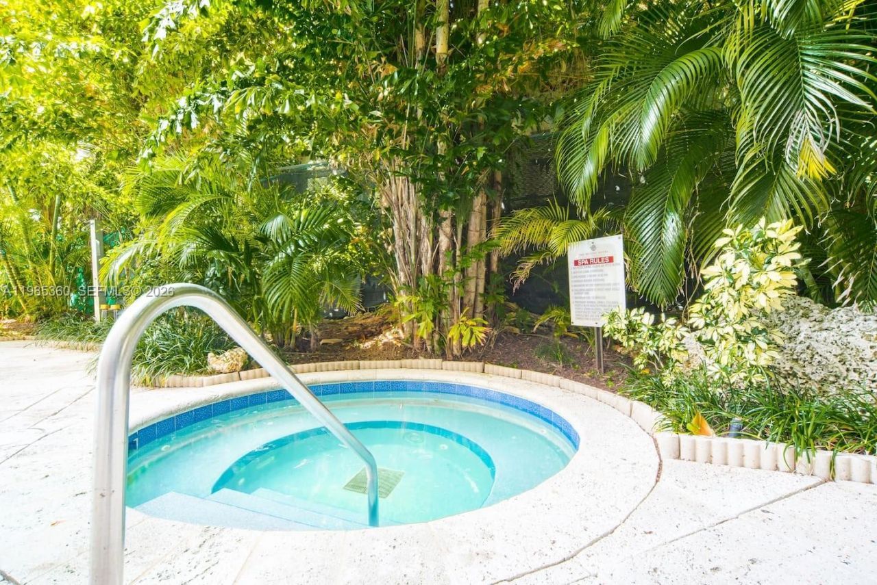 2951 S Bayshore Dr , Unit 712, Miami, FL 33133 Photo