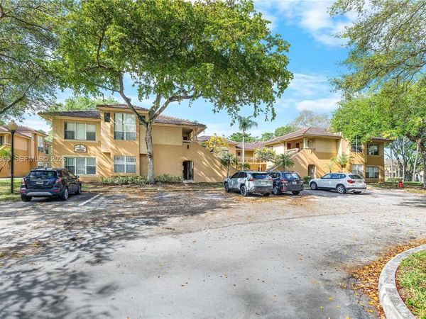 4759 Via Palm Lks , Unit 312, West Palm Beach, FL 33417