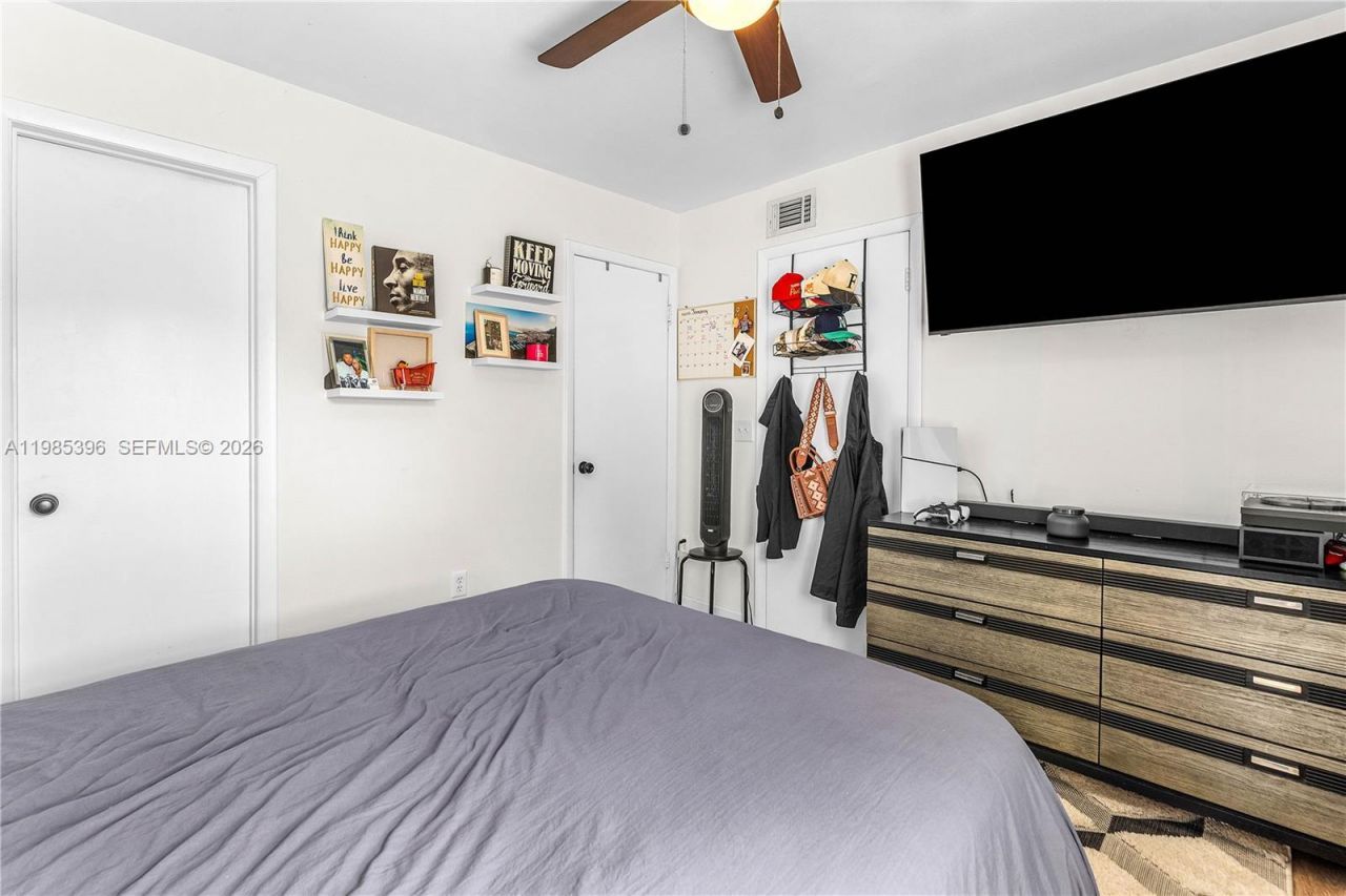 4759 Via Palm Lks, Unit 312, West Palm Beach, FL 33417 Photo