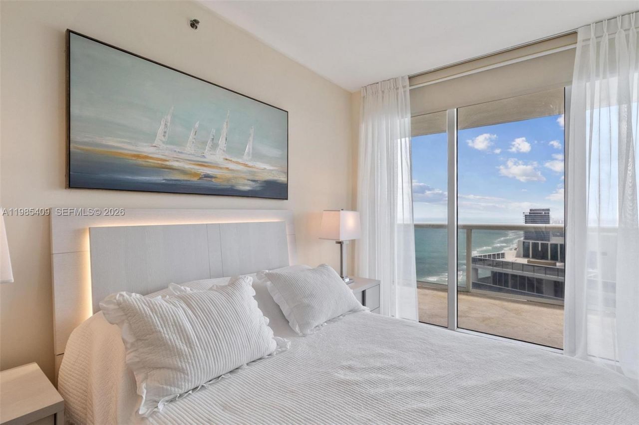 1830 S Ocean Dr, Unit 4706, Hallandale Beach, FL 33009 Photo