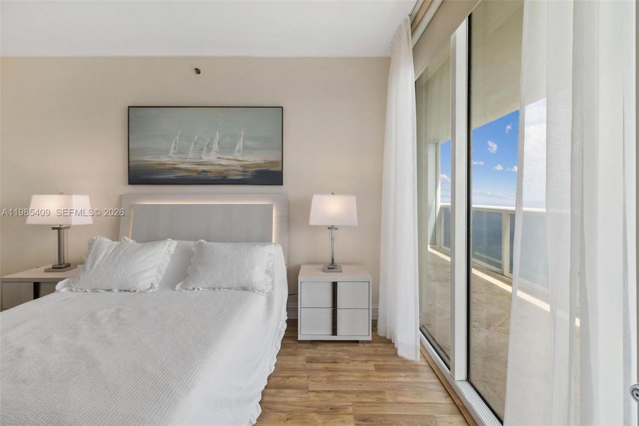 1830 S Ocean Dr, Unit 4706, Hallandale Beach, FL 33009 Photo