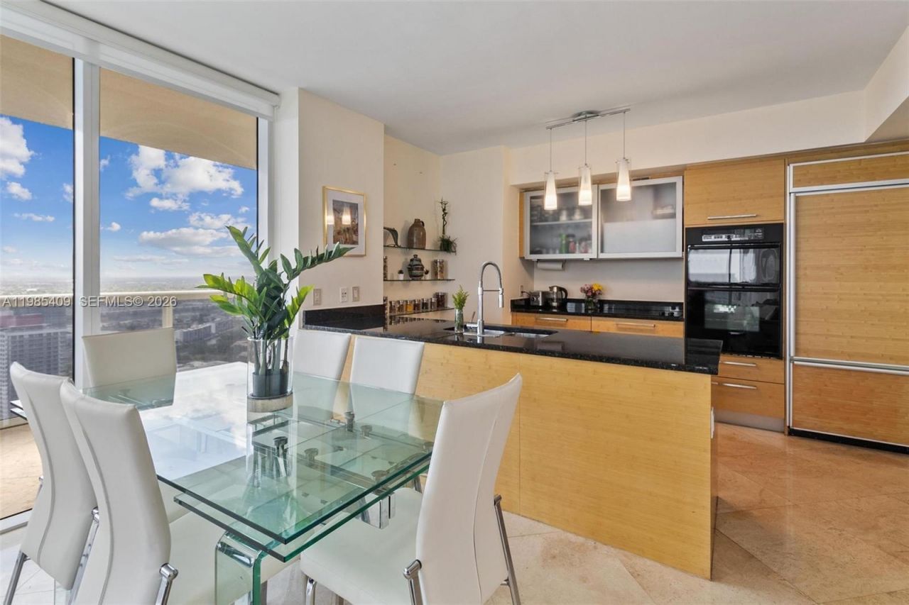 1830 S Ocean Dr, Unit 4706, Hallandale Beach, FL 33009 Photo