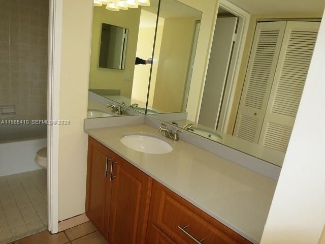 600 NE 36th St , Unit 517, Miami, FL 33137 Photo