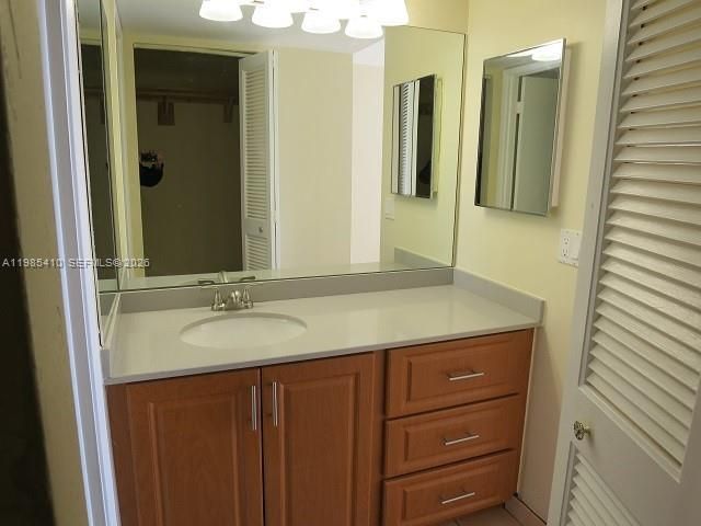 600 NE 36th St , Unit 517, Miami, FL 33137 Photo