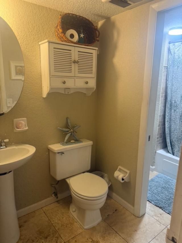 1400 NE 57th Court, Unit 207, Fort Lauderdale, FL 33334 Photo